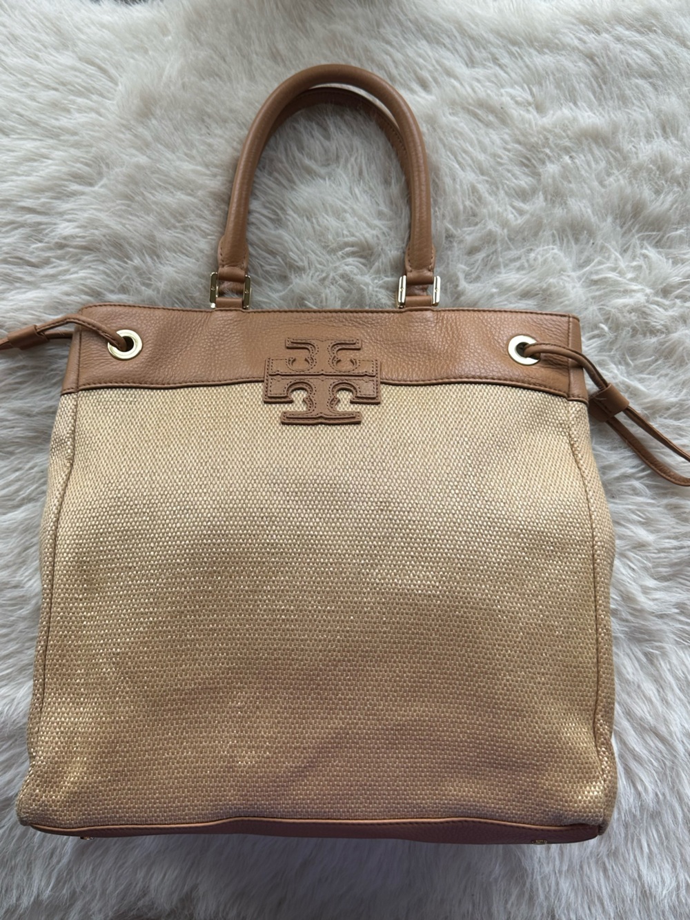 Tory Burch Light neutral and tan double T Logo straw Tote with leather - Picture 2 of 15